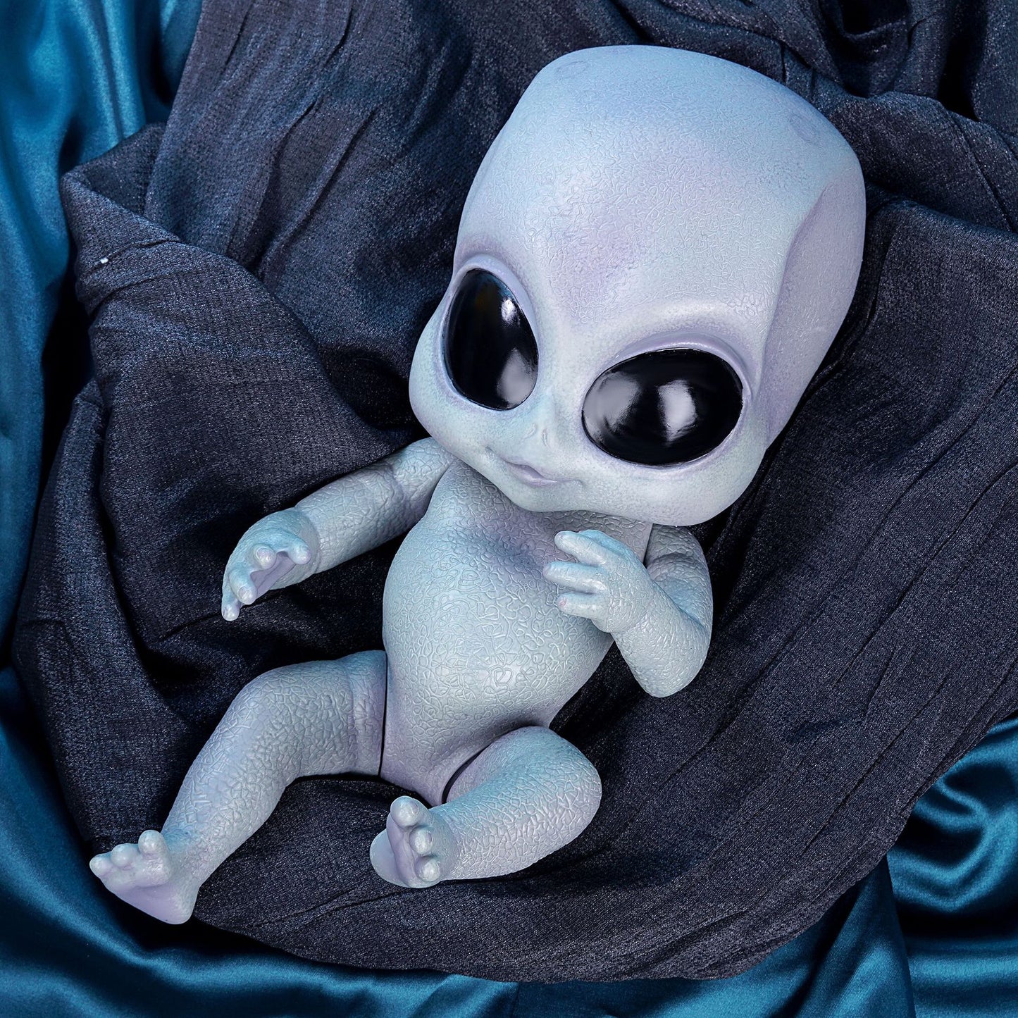 Simulation Alien Doll