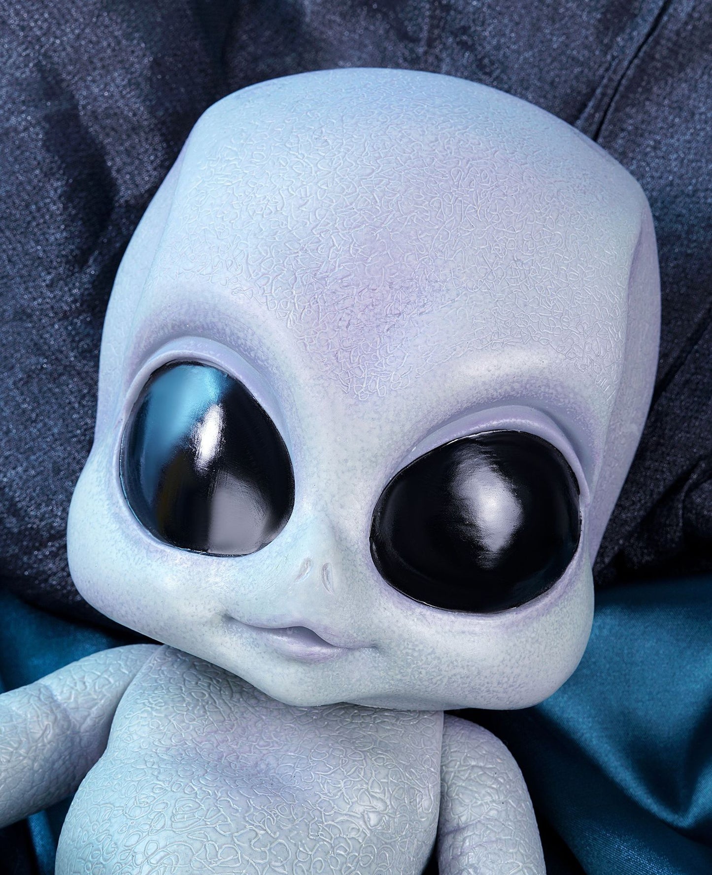 Simulation Alien Doll