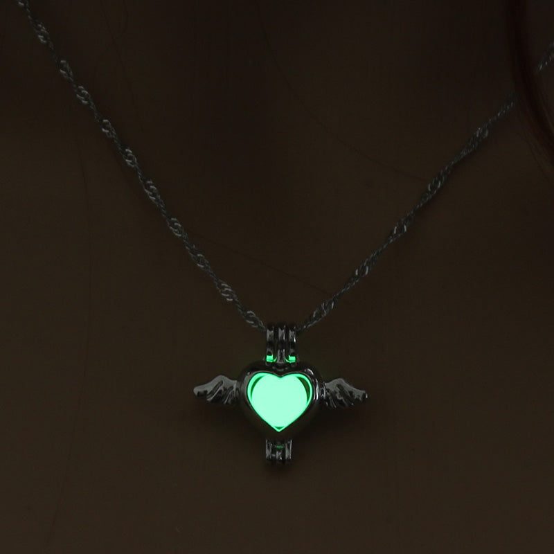 Glow-in-the-dark Angel Wing hollowed-out diy necklace