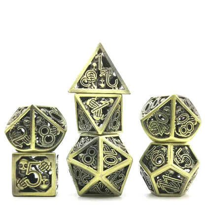 Hollow skull dice