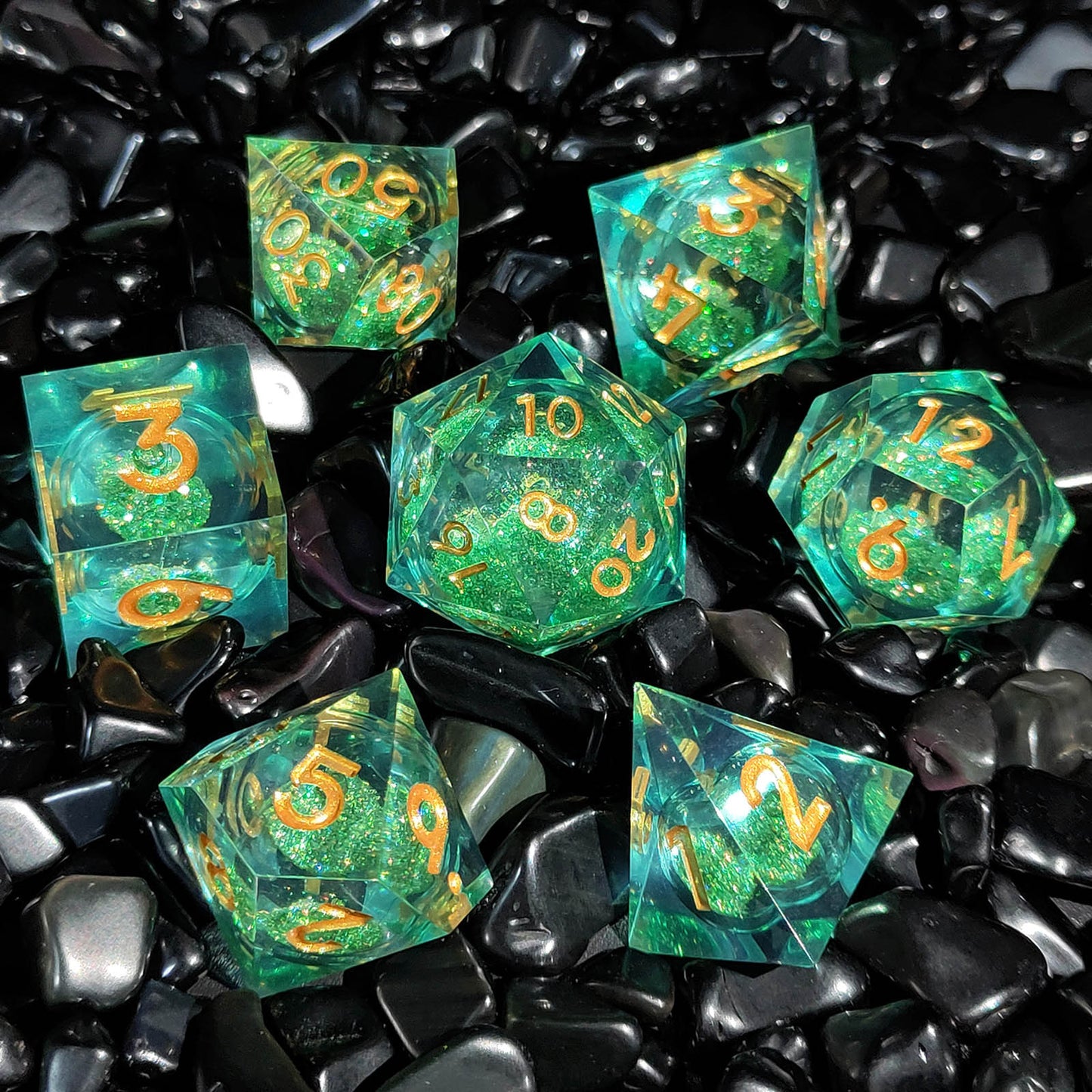 Fashion Resin Quicksand Dice Liquid