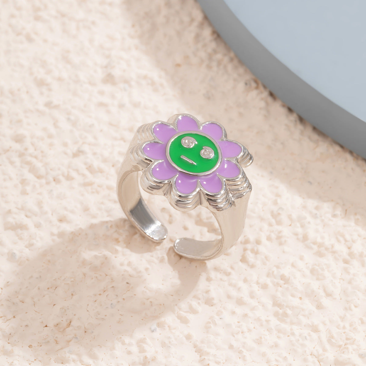 Sweet And Cool Micro-Inlaid Alien Ins Pastoral Style Ring