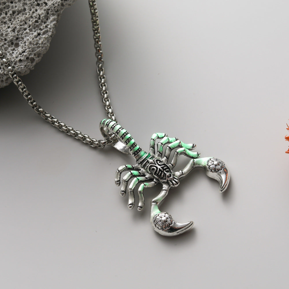 Fashion Glow Poison Scorpion Pendant