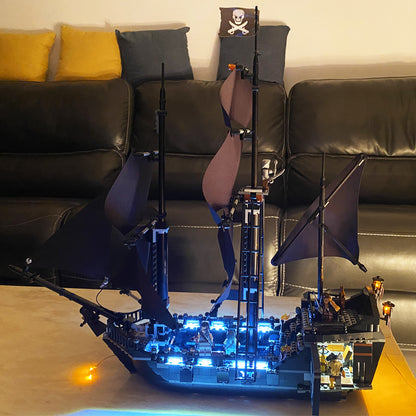 Black Pearl Model Queen Anne Caribbean Pirate Ship Sailing Puzzle Assembling Building Blocks Toy Boy